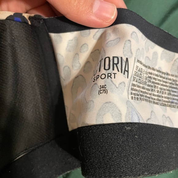 Victoria secret sport bra - Picture 3 of 5